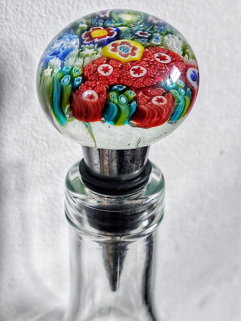 Stopper, in color by laroque