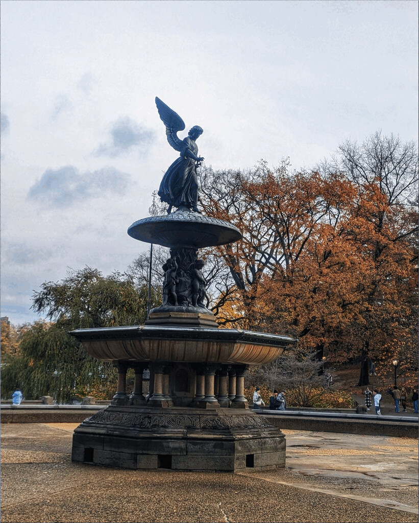 Bethesda Fountain by zilli