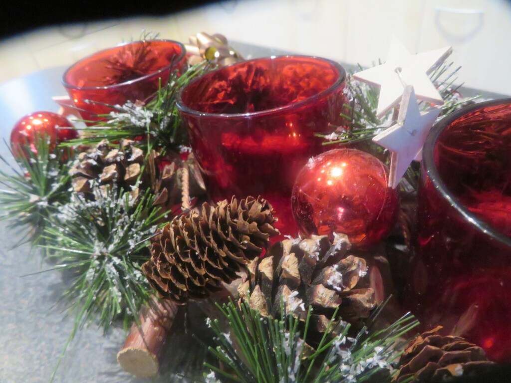 Last day of Christmas sparkles by lellie