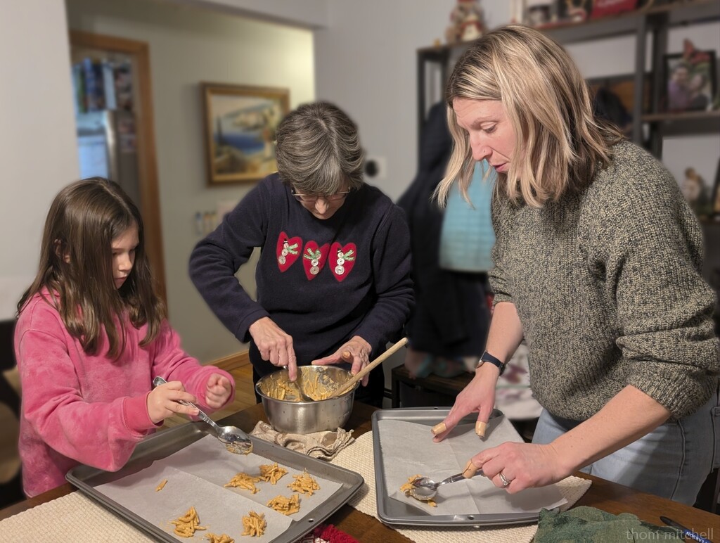 Three generations making Haystack cookies by rhoing