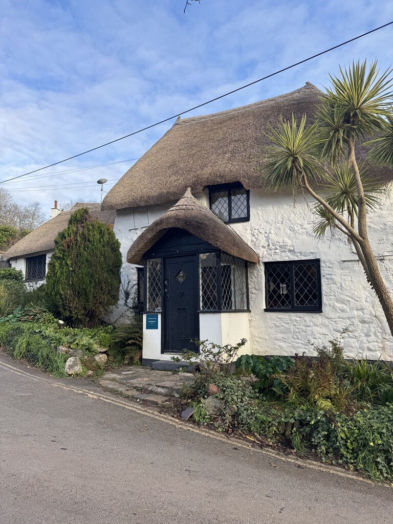 Thatched Tavern by cookingkaren
