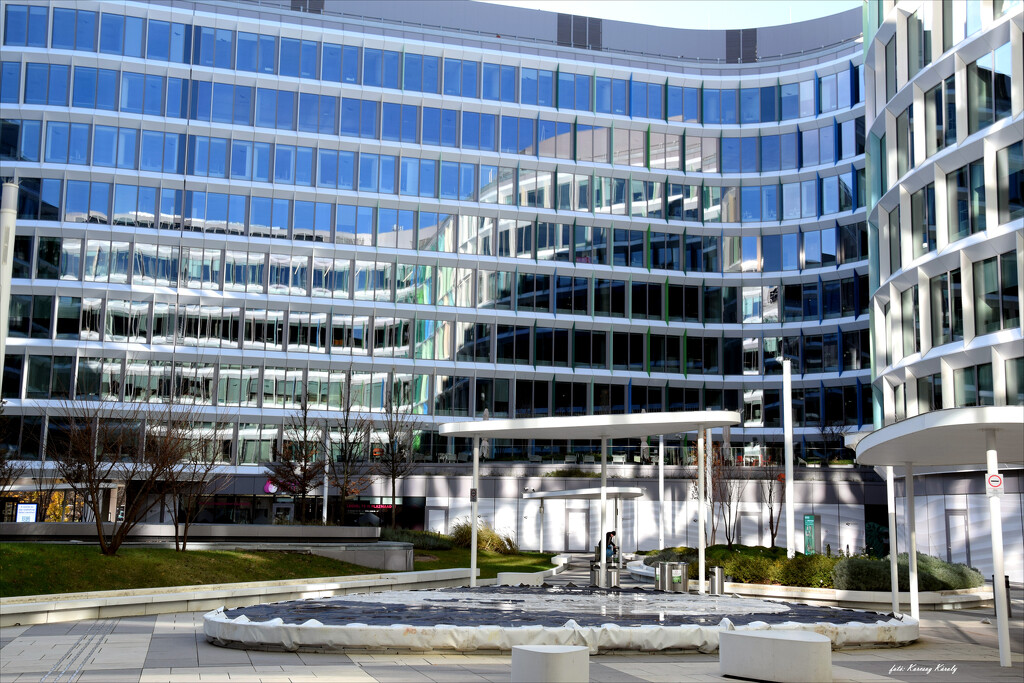 Between office buildings by kork