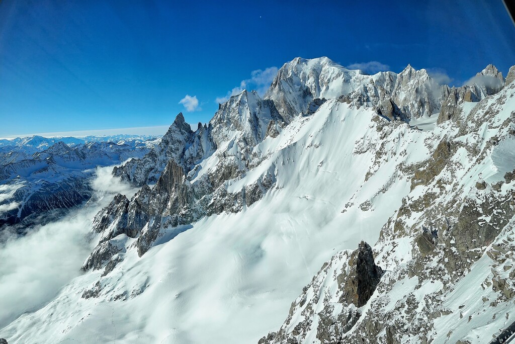 Mont-Blanc.  by cocobella