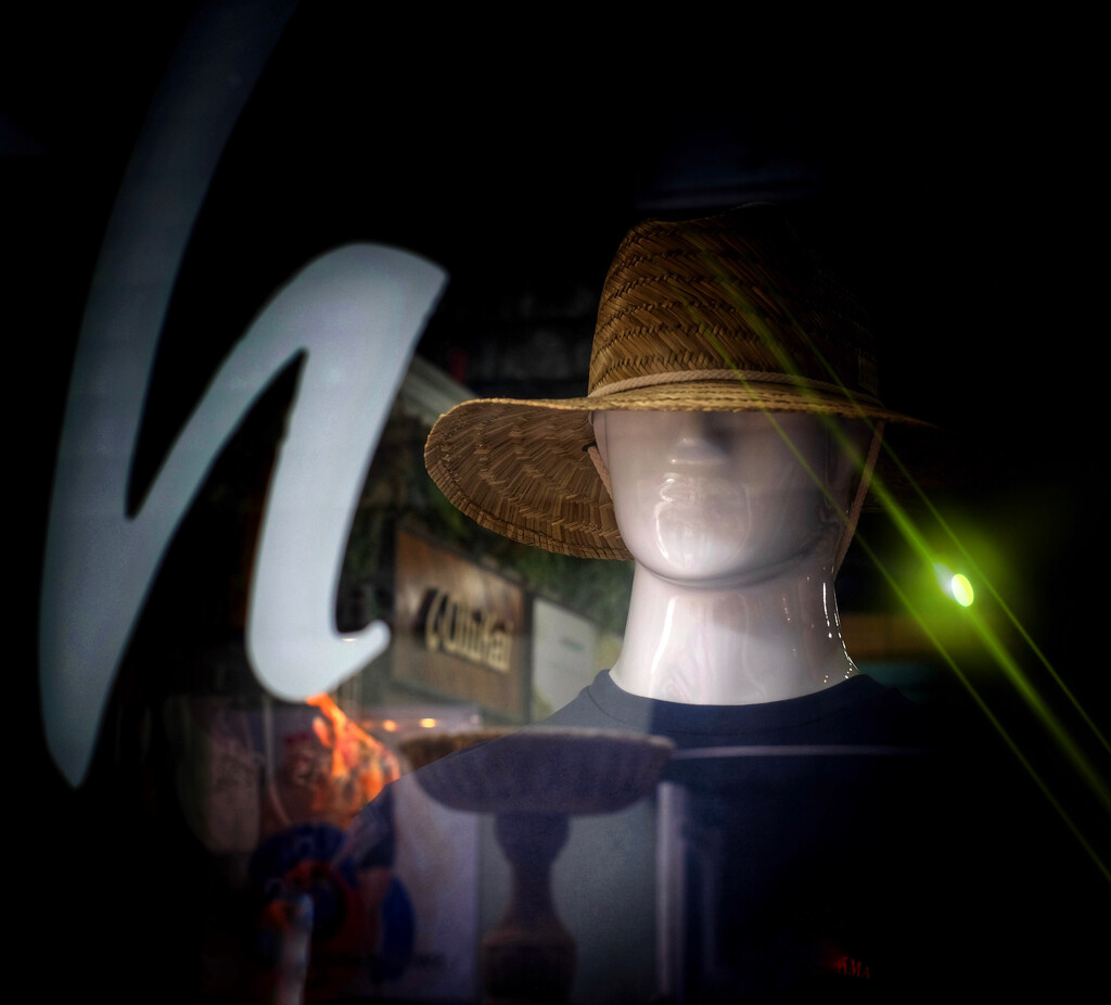 HOT HAT ! by joemuli