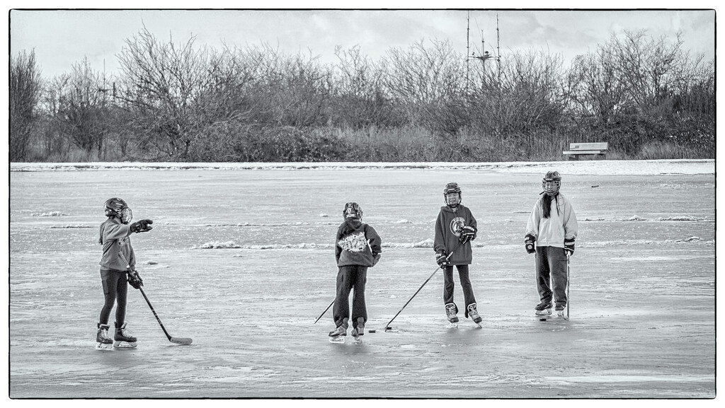 Pond Hockey: FOR Day 8 by cdcook48
