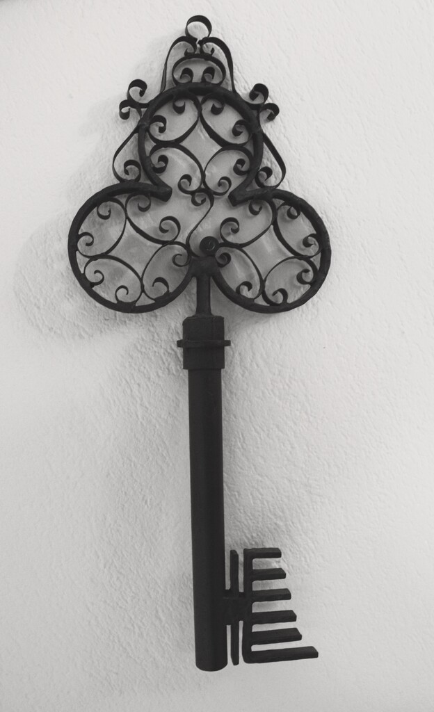 For11 Vintage key by busylady