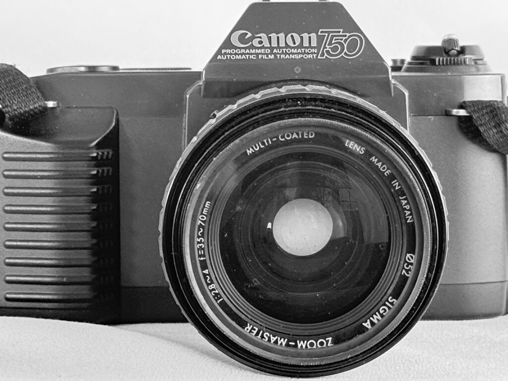 FOR 2025 #15 Week 3 - Vintage by phil_sandford