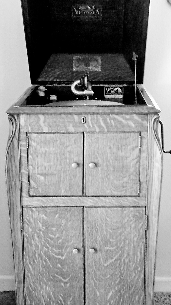 Vintage Phonograph - FOR2025 by bjywamer