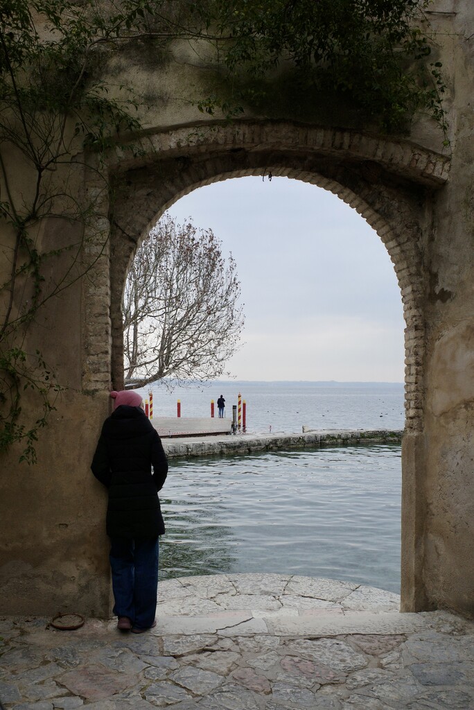 Garda lake  by vincent24