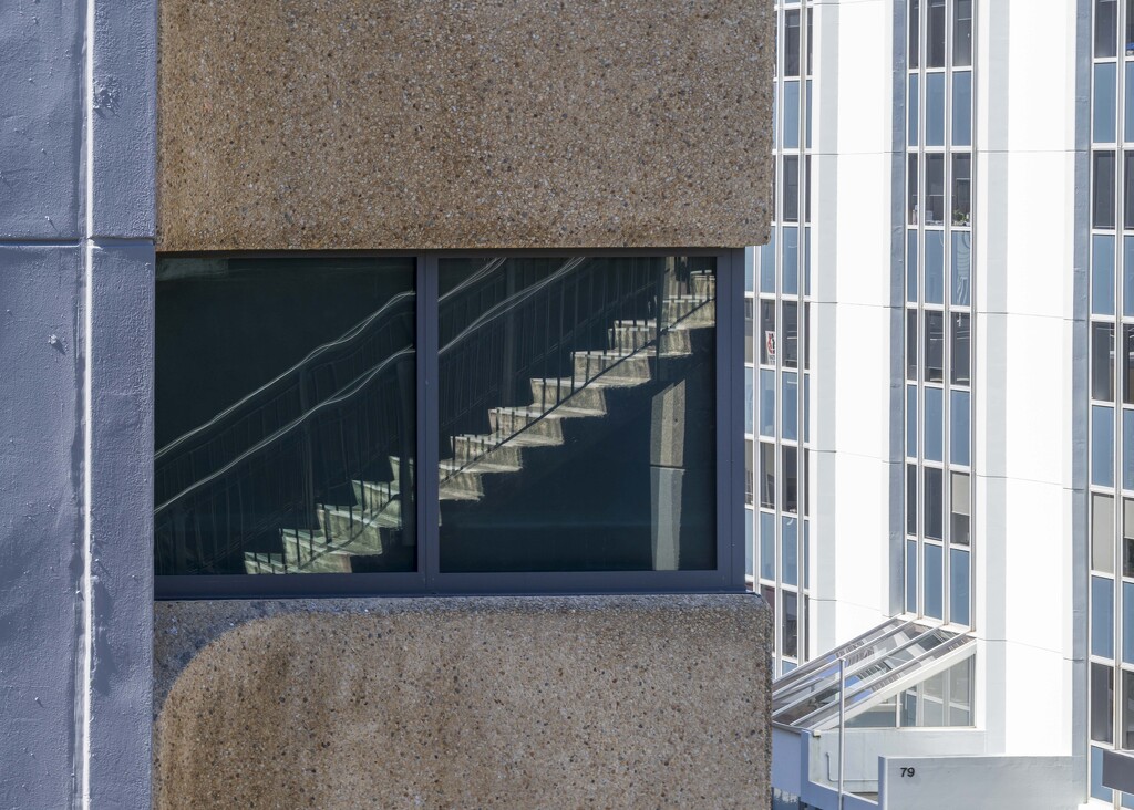 Architectures and Reflections.  by yaorenliu