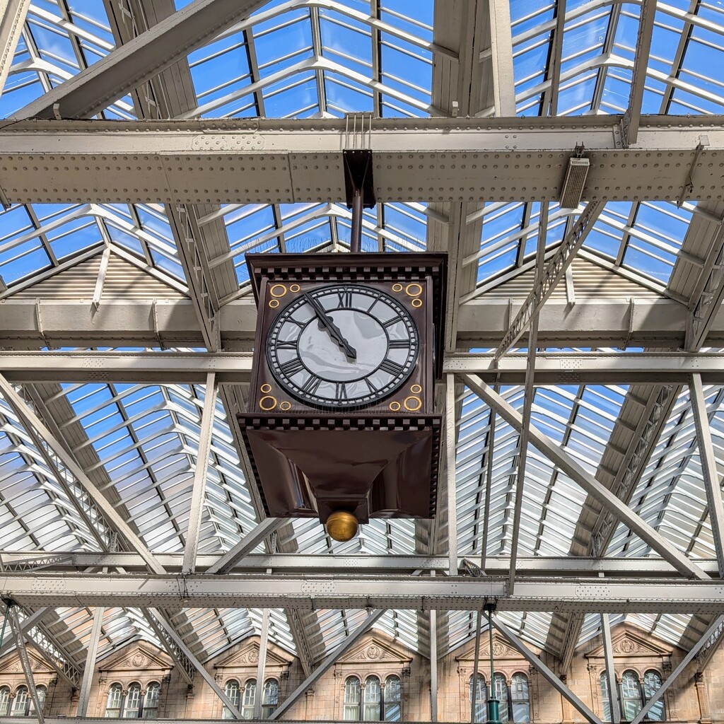 Glasgow Central by snapper57