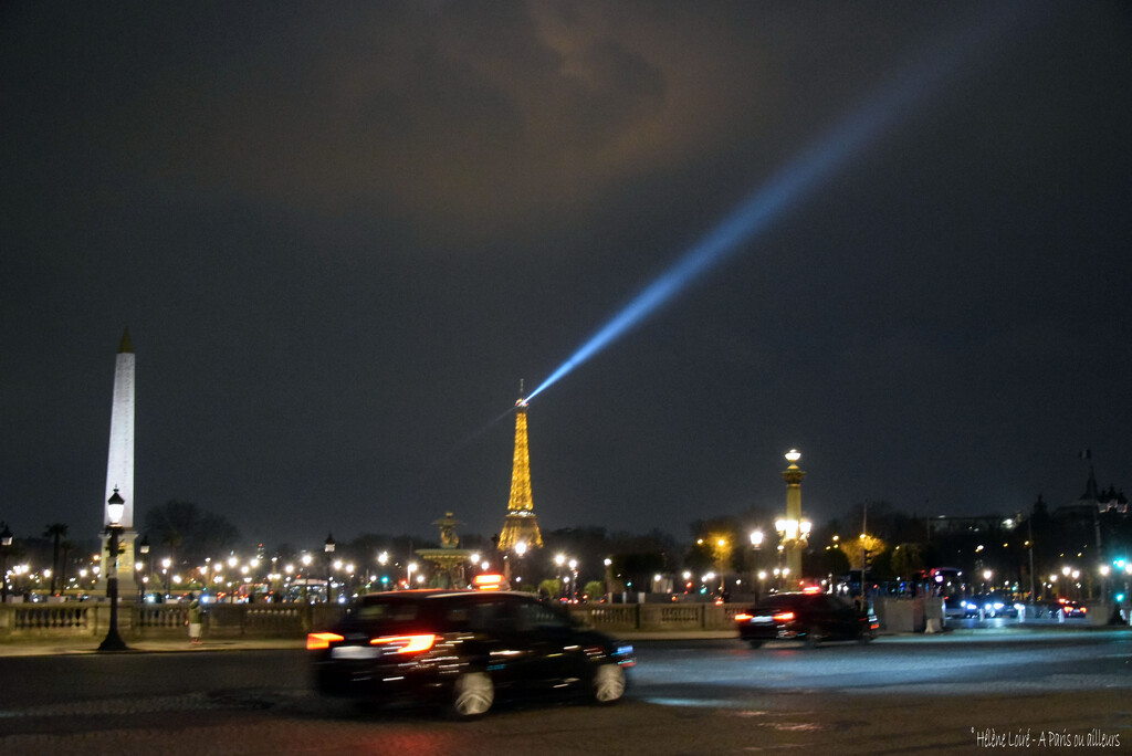 cars place de la Concorde by parisouailleurs