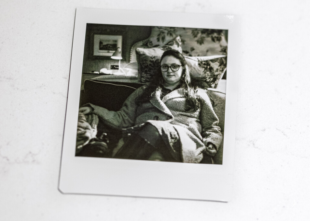 Shake it like a Polaroid Picture-2920 by kellyanngray
