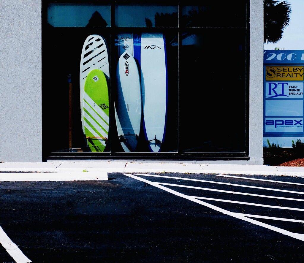 Surf  window by joemuli