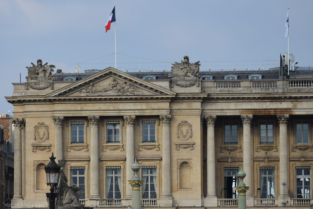 Le Crillon  by parisouailleurs