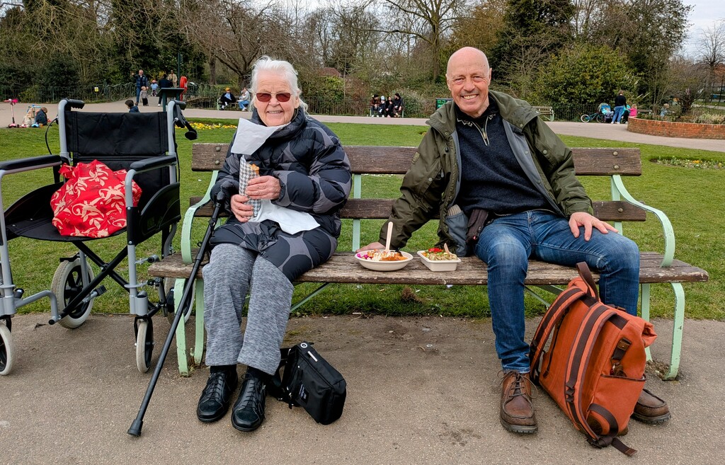 Park bench brunch  by boxplayer