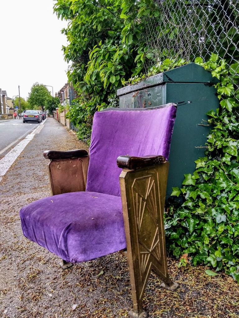 Posh flytipping  by boxplayer