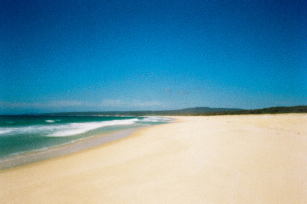 Long beach by peterdegraaff