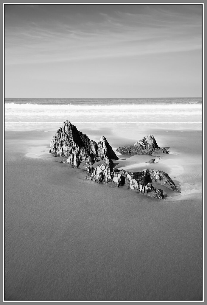 Rocks at Saunton Sands by sjc88