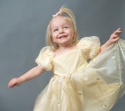 25th Mar 2025 - curtsy 