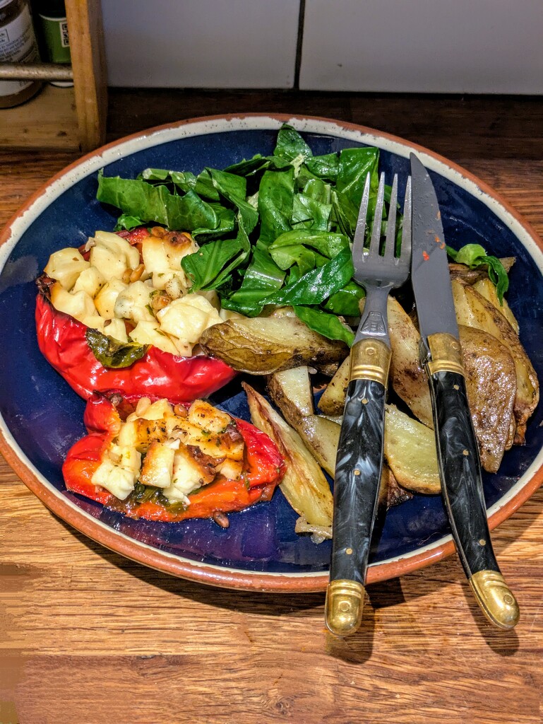 Halloumi peppers  by boxplayer
