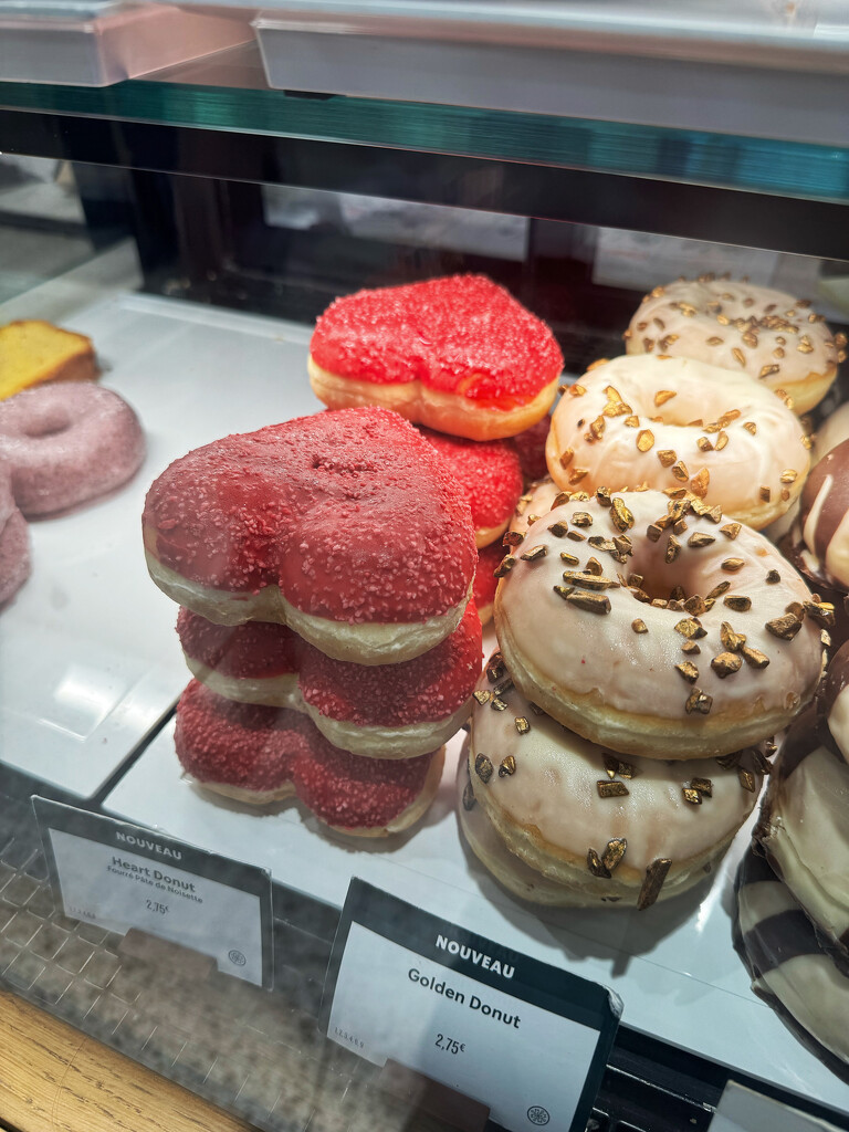 The heart donut.  by cocobella