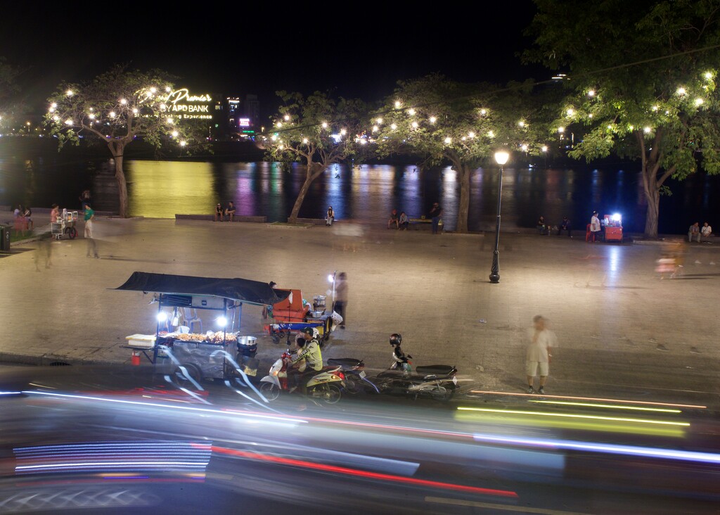 Capturing chaotic traffic in Phnom Penh P4286967 by merrelyn