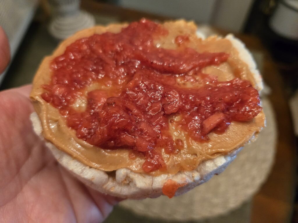 Messy, but yummy  by scoobylou