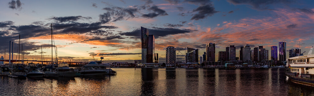 Dusk by briaan