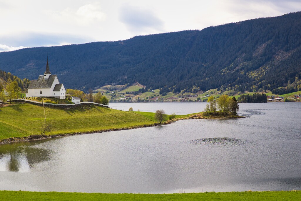 Ulnes Church by okvalle