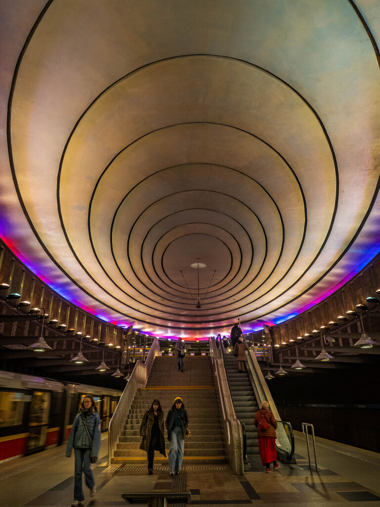 The most beautiful metro station in Warsaw by haskar