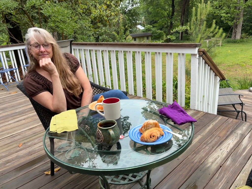 Elevenses with Dana by allie912