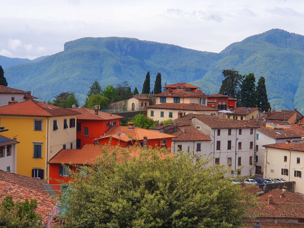 Beautiful Barga by will_wooderson