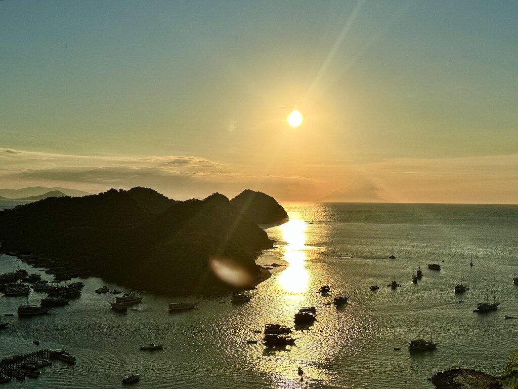 Sunset.  by cocobella