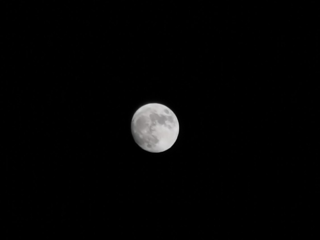 Tonight's moon by plainjaneandnononsense