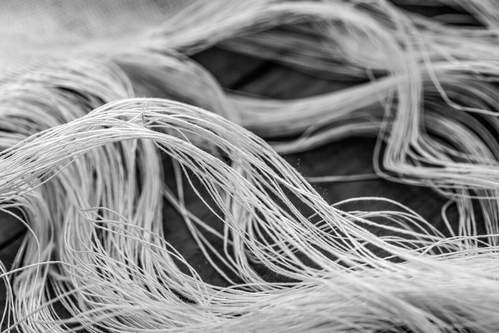 Threads by dulciknit