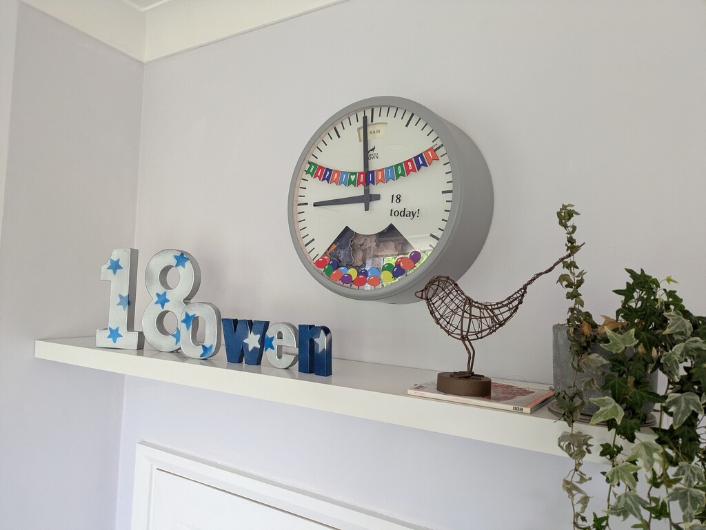 Shelf by fiz