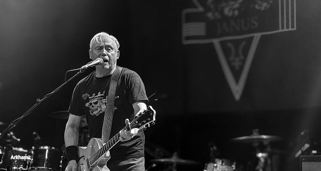 Kirk Brandon  by frankiebhoy