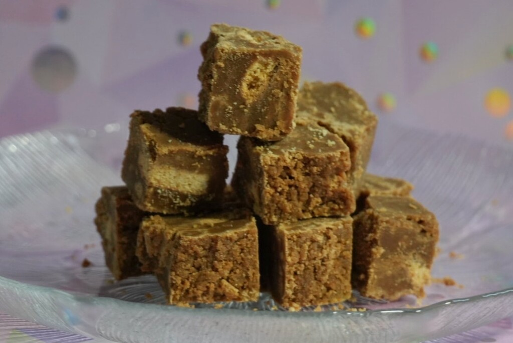 Chocolate Biscuit Fudge by 30pics4jackiesdiamond