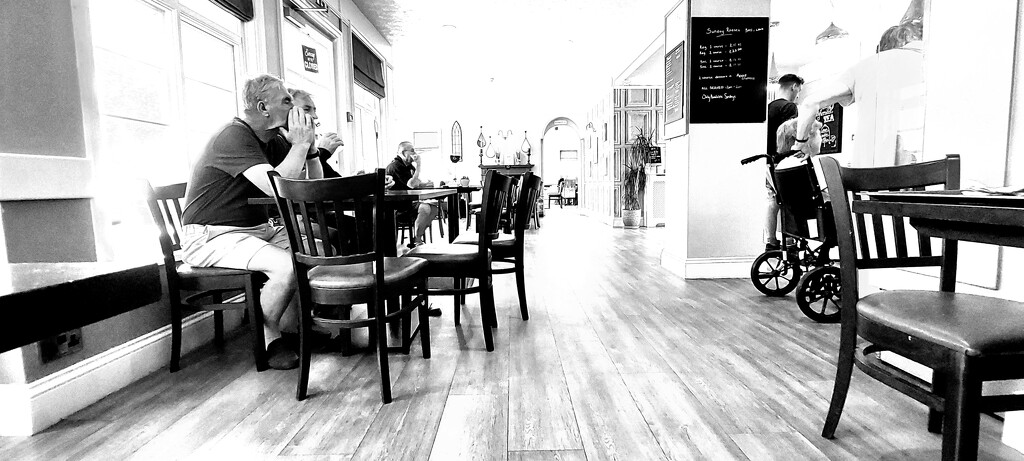The Coffee Shop.. by bricam