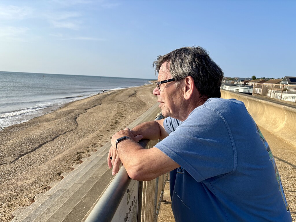 At The Beach by gillian1912