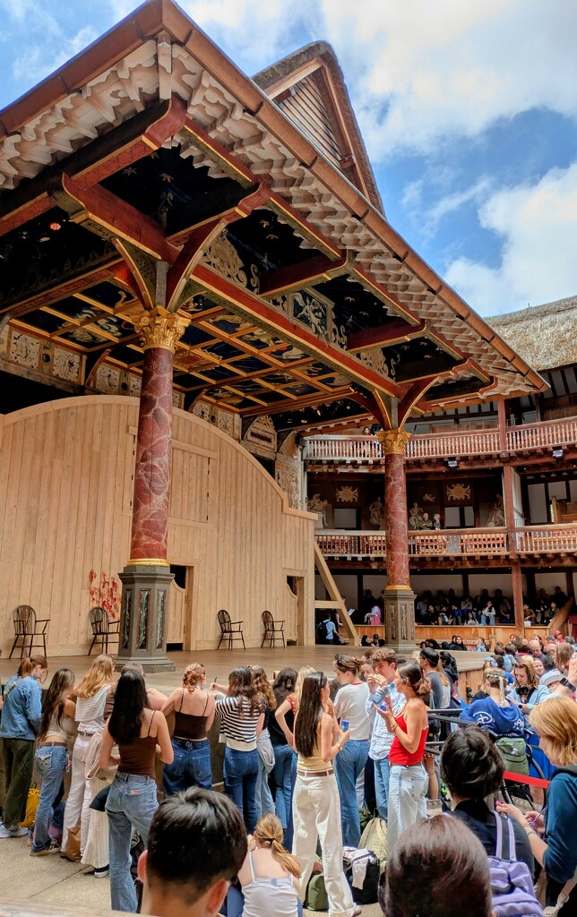 Shakespeare's Globe  by boxplayer