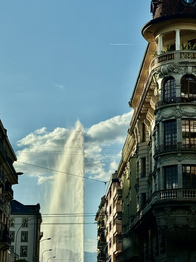 Geneva water jet.  by cocobella