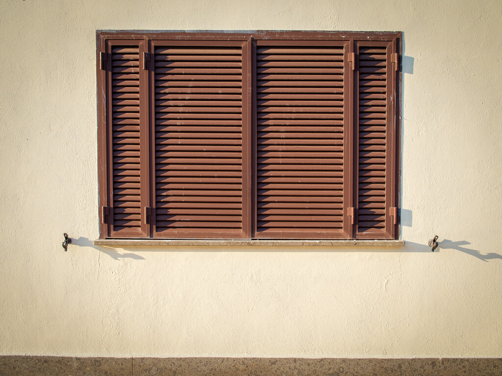 Shutters by matsonnestam