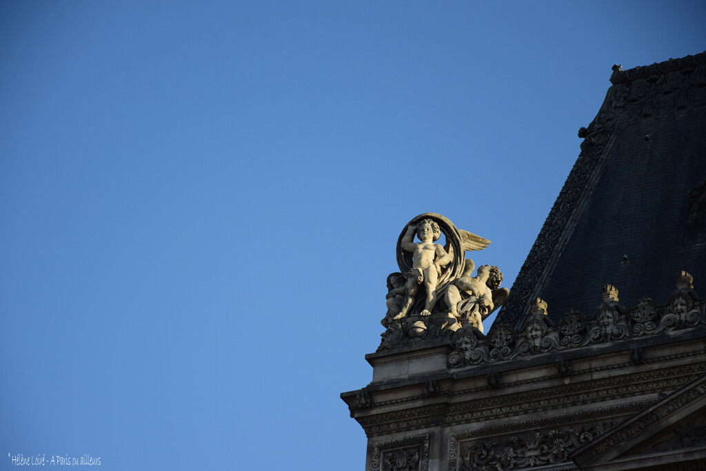 Le Louvre by parisouailleurs