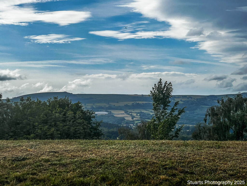 Mountain view by stuart46