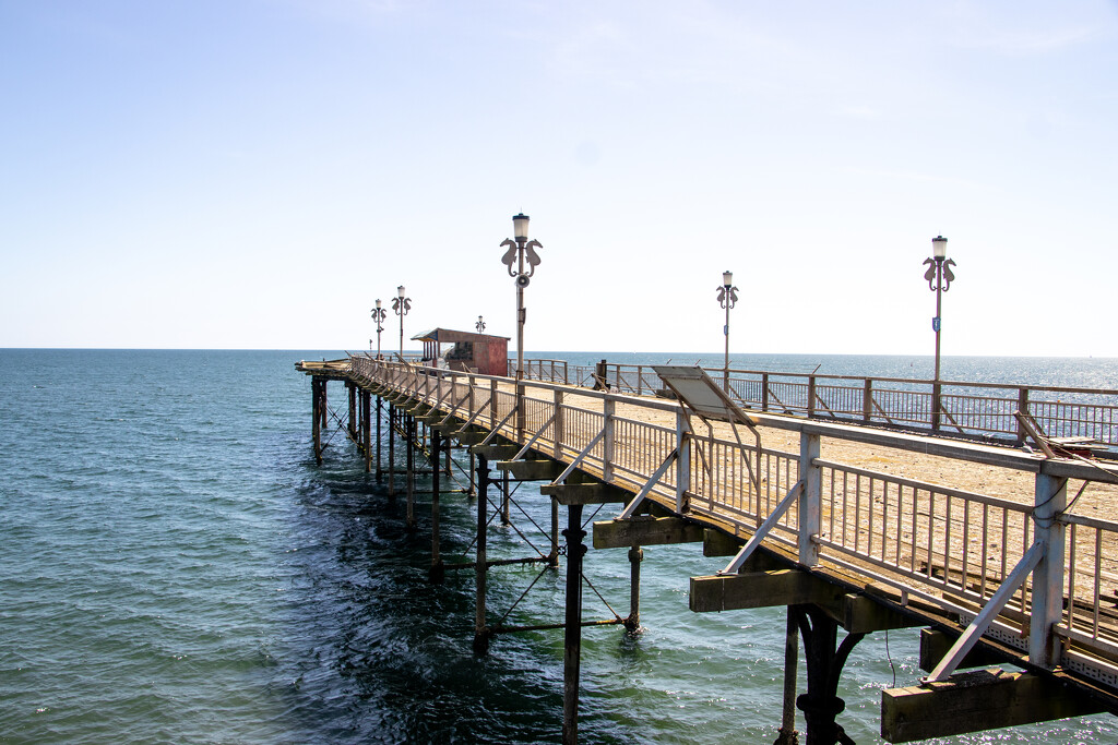Teignmouth pier by swillinbillyflynn
