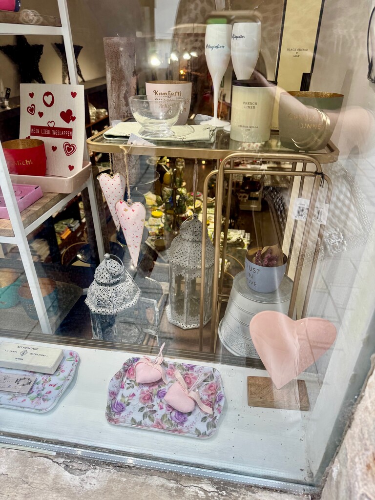 Pink hearts.  by cocobella