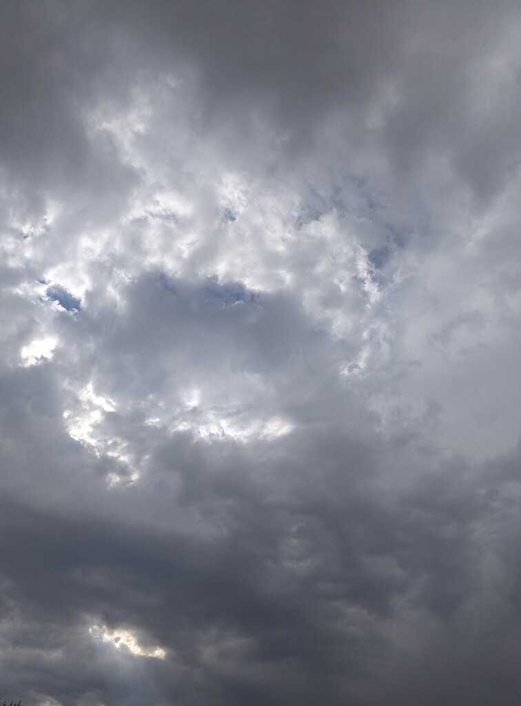 Clouds today by wakuwaku