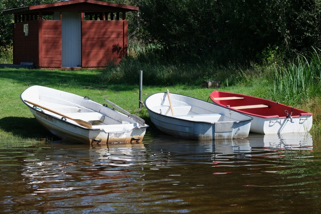 three boats by kametty